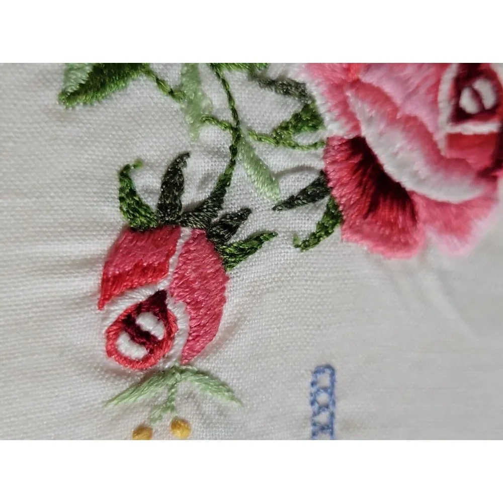 Starched Linen Tea Fingertip Towel Needlepoint Pink Floral Roses 13x19 inch Vtg